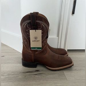Ariat cowboy boots size mens 9 - (originally $195)